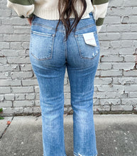 Load image into Gallery viewer, PAIGE CROPPED DENIM-MID RISE