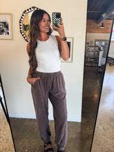 Load image into Gallery viewer, DUNE DREAMS JOGGERS-BROWN