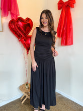 Load image into Gallery viewer, SOFT CRUSH DROP WAIST DRESS-BLACK