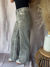 Load image into Gallery viewer, NIA HIGH RISE WIDE LEG LEOPARD DENIM-FLYING MONKEY