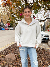 Load image into Gallery viewer, CLOUDLINE PULLOVER-WHITE MELANGE