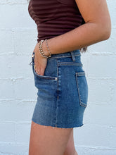 Load image into Gallery viewer, KENDRA MID RISE SHORTS