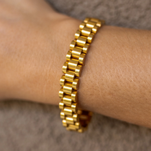 Load image into Gallery viewer, LINEAGE BRACELET GOLD