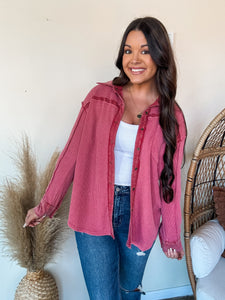 BERRY BLUSH BUTTON UP TOP