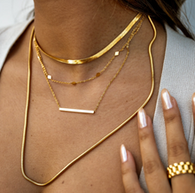 Load image into Gallery viewer, CLEA NECKLACE