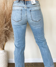 Load image into Gallery viewer, LUCA MID RISE GIRLFRIEND JEANS