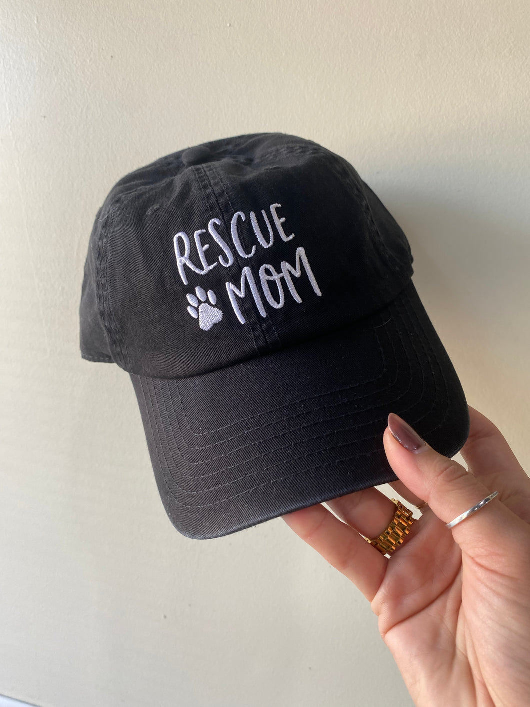 RESCUE MOM HAT-BLACK