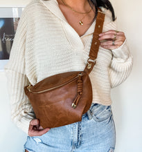 Load image into Gallery viewer, LEATHER CROSSBODY BAG-COGNAC