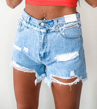 Load image into Gallery viewer, BAILEY DENIM SHORTS
